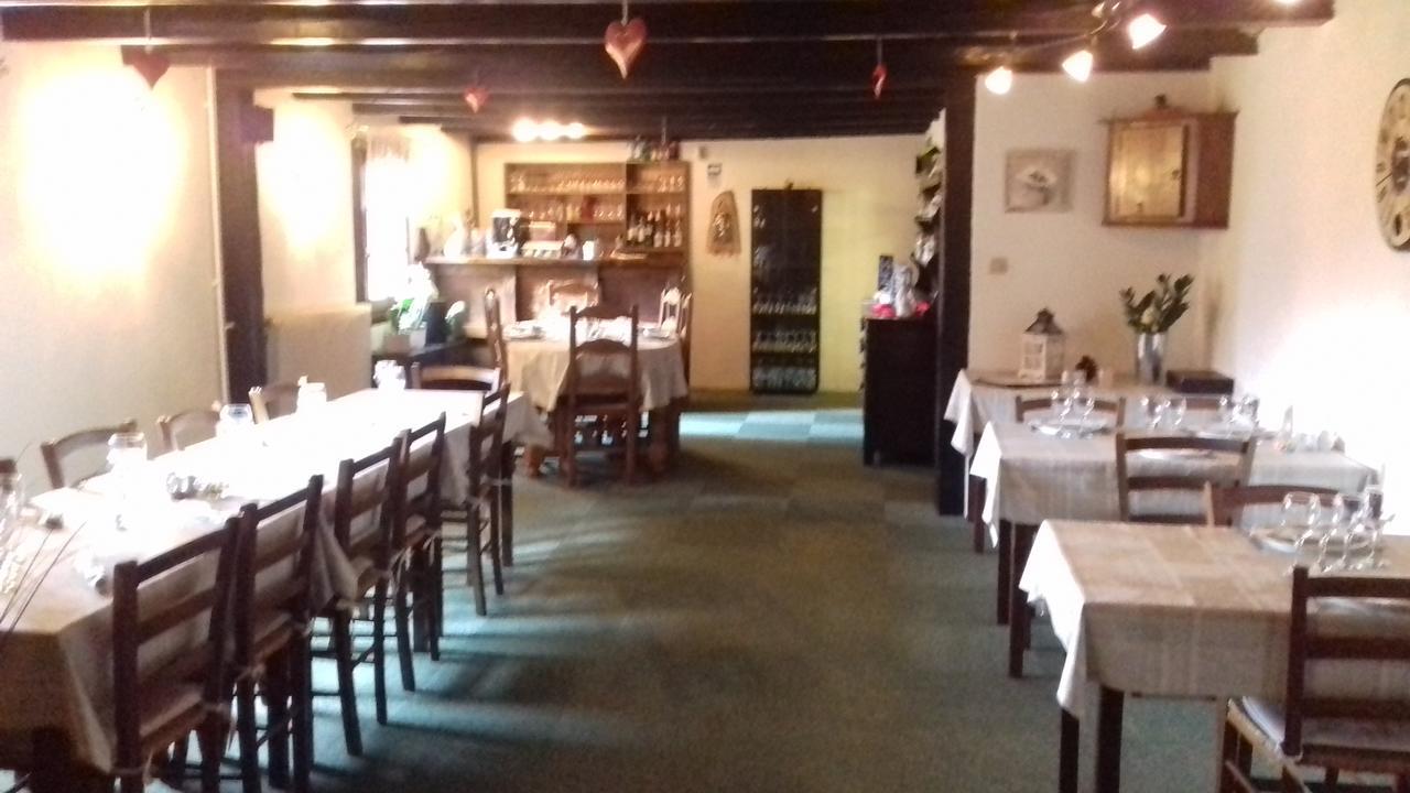 Ferme Auberge A La CollineFerdrupt エクステリア 写真